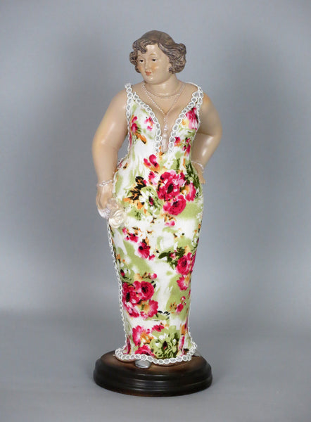 Fiorella Tuttodonna Curvy Lady Ornament With White Rose